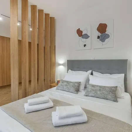 Athinais Luxury 2 Apartment Athens